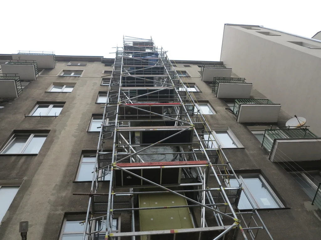 Rusztowanie na budynku wewnętrznym, 