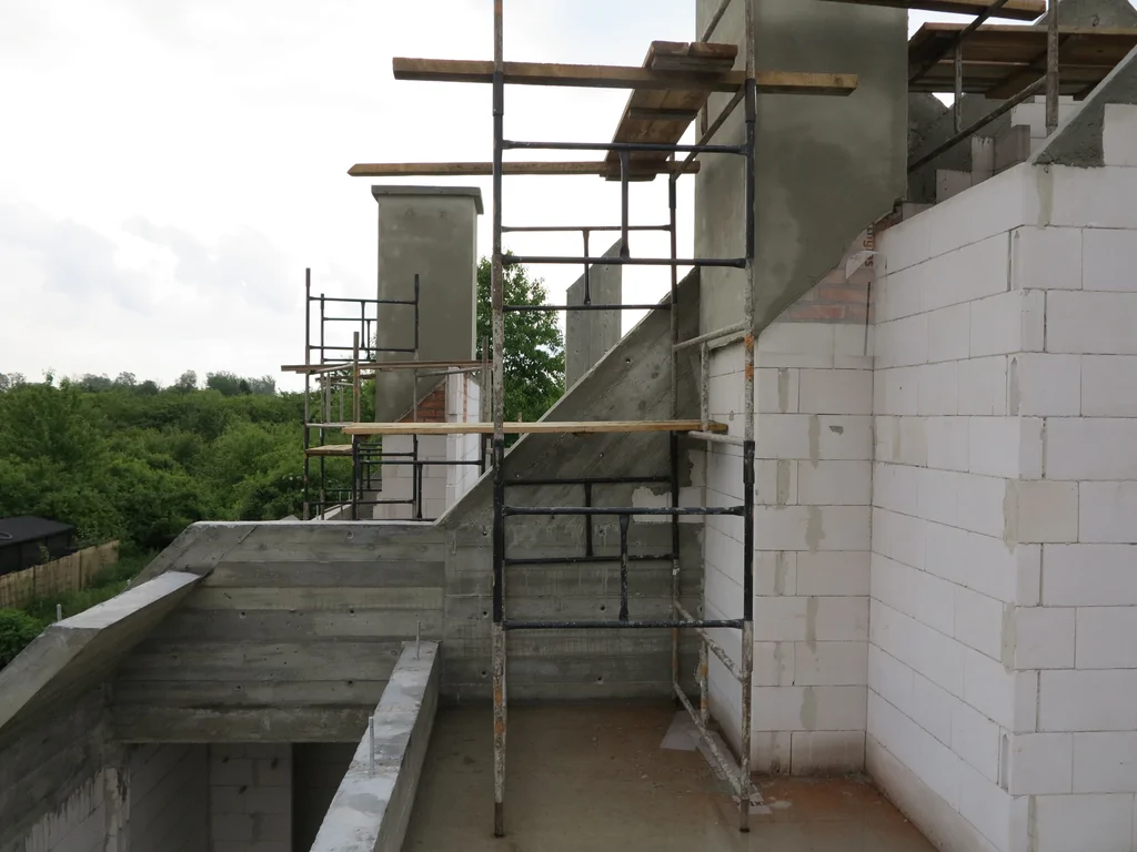 Ściany z silikatów, konstrukcja żelbetowa